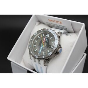 Invicta Subaqua 69448 Quartz Watch White Silicone Strap Grey Case Dragon Dial